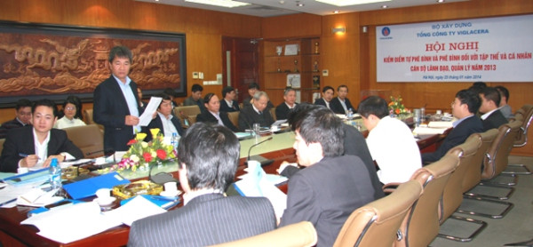 Viglacera tổ chức Hội nghị kiểm điểm tự phê bình và phê bình đối với tập thể và cá nhân cán bộ lãnh đạo, quản lý năm 2013.